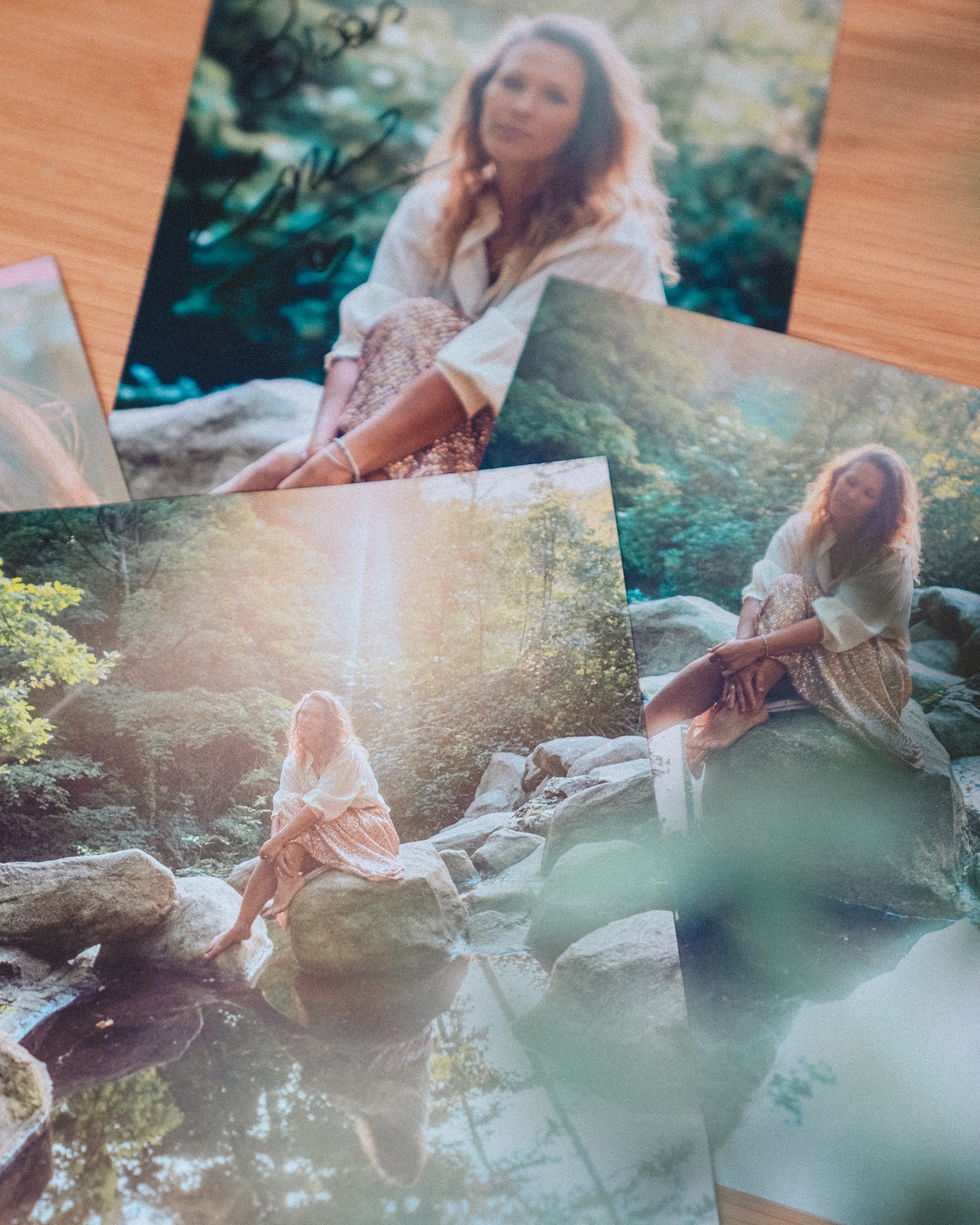 PACK DE 4 PHOTOS - 20 ANS X2 (DONT UNE DÉDICACÉE)